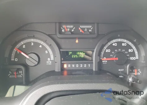 2013 Ford Econoline E450 Super Duty Cutaway Van из США, поврежденный, VIN 1FDXE4FSXDDA63973